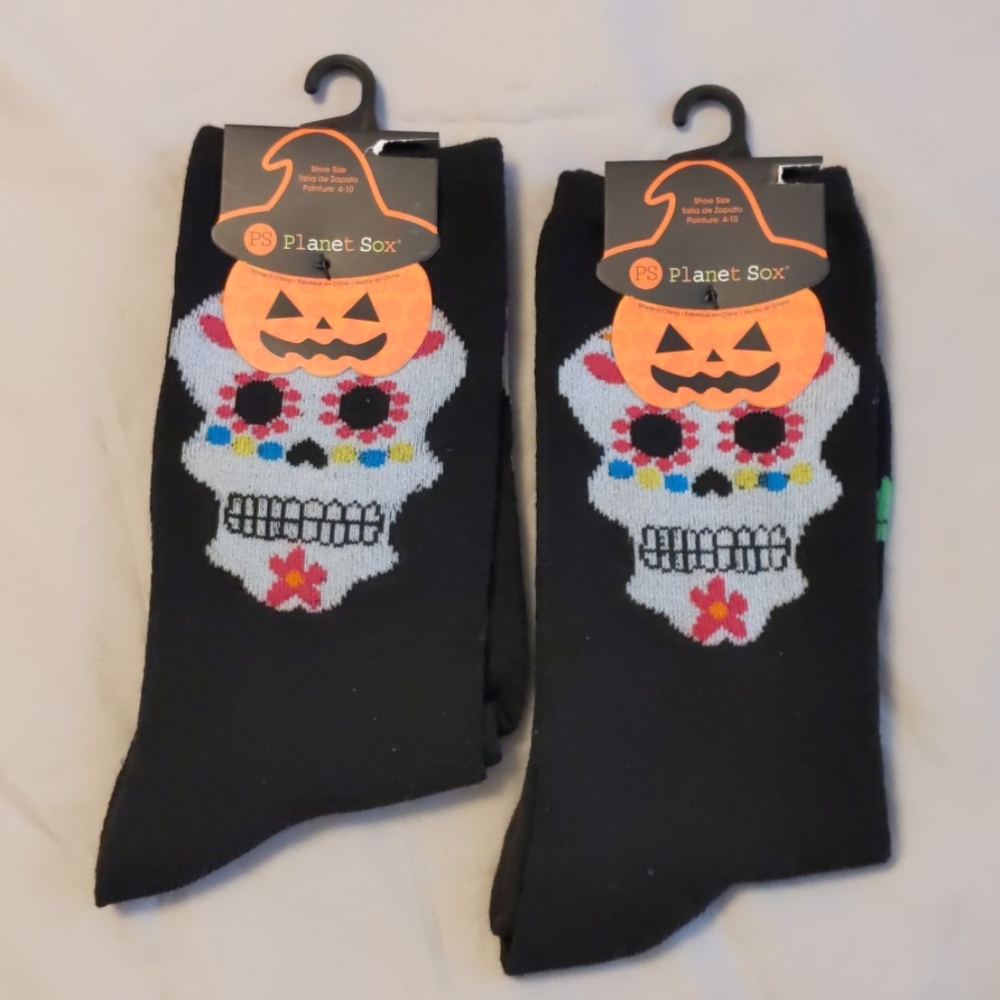 NWT PLANET SOX SKULL SOCKS SHOE SIZE 4-10